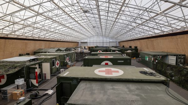 Das Einsatzlazarett bei Vigorous Warrior 2026 wurde in den Hafen von Talinn in Estland verlegt, aufgebaut und betrieben.