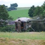 Der Krieg in der Ukraine zeigt: Russland beschießt gezielt die Rettungskette. Das Unternehmen Avilus hat daher eine Drohne entwickelt, mit der Verwundete ohne die Gefährdung weiterer Menschen aus der Kampfzone ins Krankenhaus oder eine andere medizinische Einrichtung gebracht werden kann. Der Sanitätsdienst der Bundeswehr muss sich auch an diese neuen Gegebenheiten anpassen.