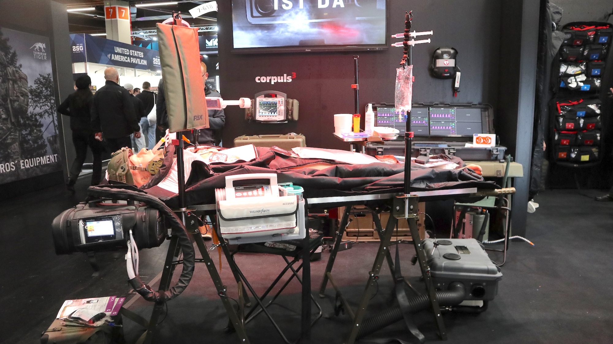 Auch Weinmann zeigte aktuelle Technik am Stand von Meier Medizintechnik.