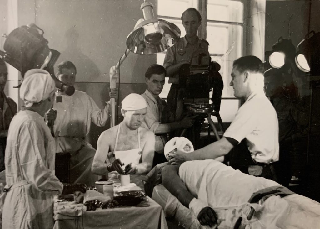 Neurochirurgischer Lehrfilm im Zweiten Weltkrieg