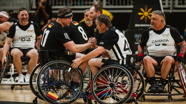 „Das Eröffnungsspiel der Invictus Games 2025 fand zwischen Kanada und Deutschland im Rollstuhl-Basketball statt. Foto: Bundeswehr / Jana Neumann"