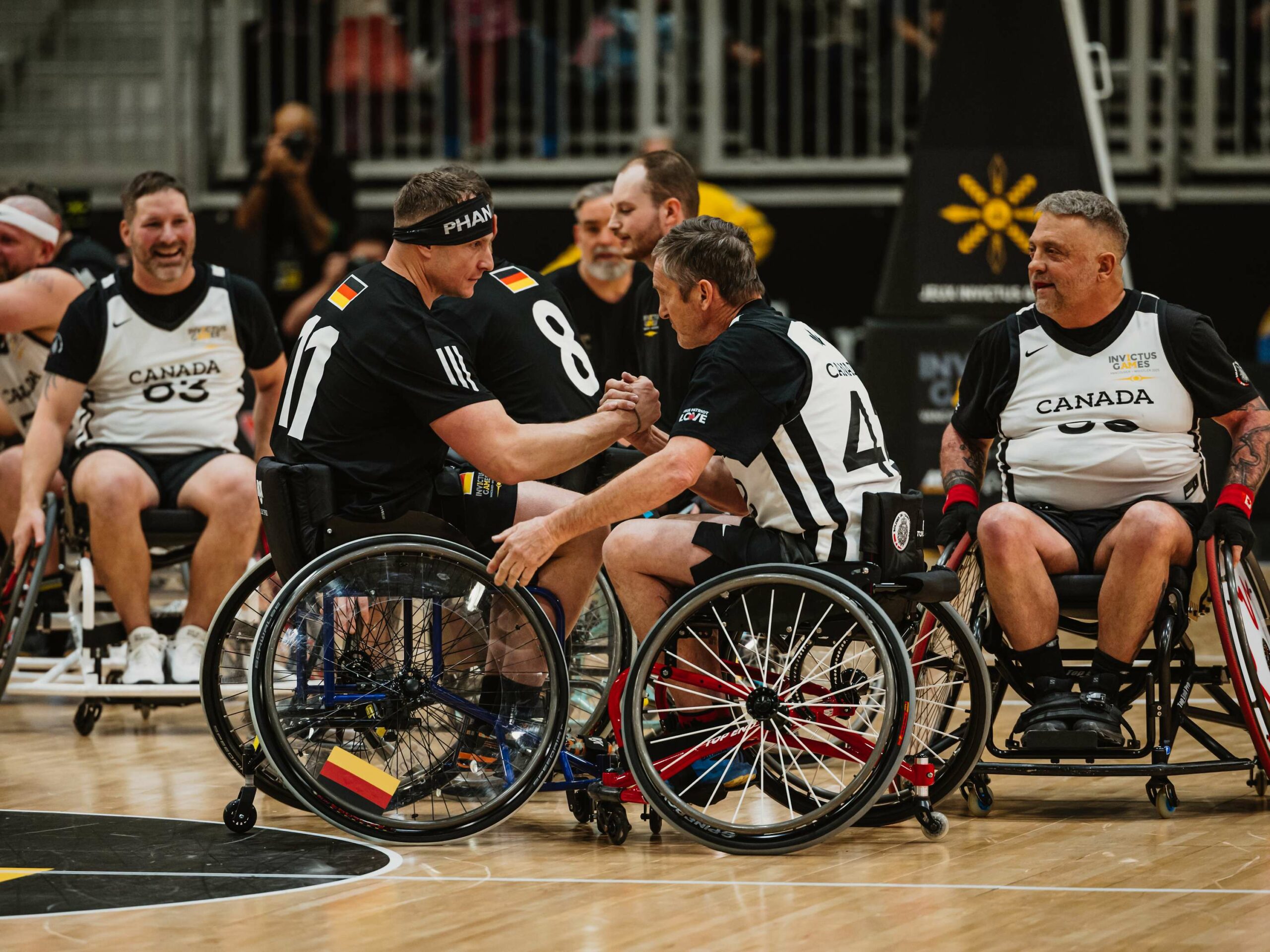 „Das Eröffnungsspiel der Invictus Games 2025 fand zwischen Kanada und Deutschland im Rollstuhl-Basketball statt. Foto: Bundeswehr / Jana Neumann"