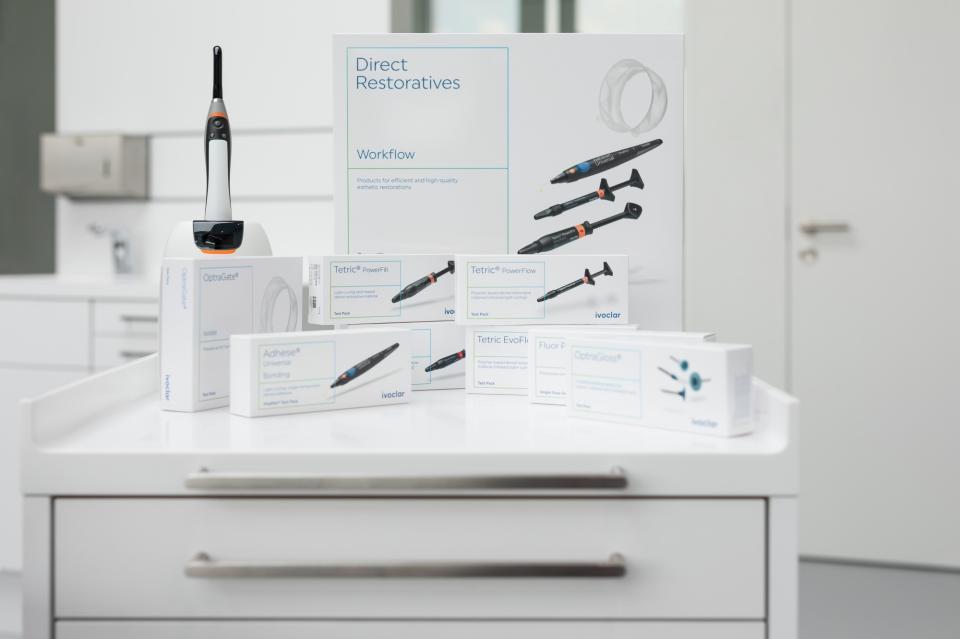 Direct Restoratives_Efficient Esthetics_promo-Kit-Praxis