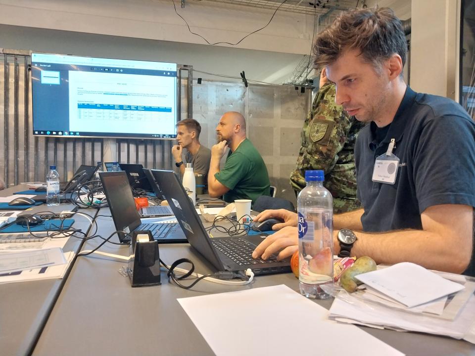 Kameraden der Trainingsaudience aus Estland